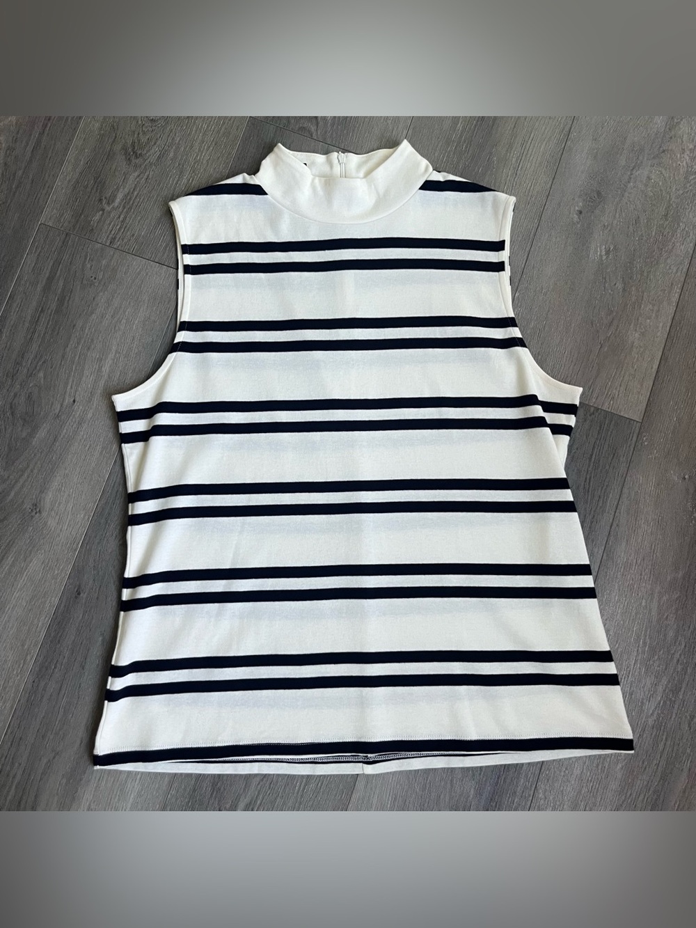Talbots NWT Black White Striped Mock Neck Sleeveless Top XL